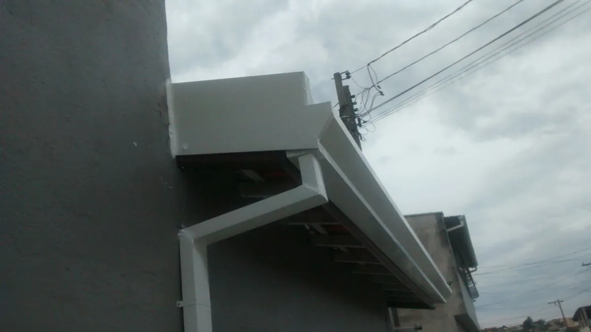 Calha de beiral em sobrado
